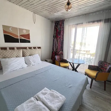 Hotel Myra Butik *